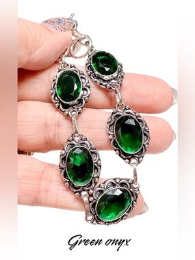 Green Onyx Oval Link Bracelet - Women Jewelry